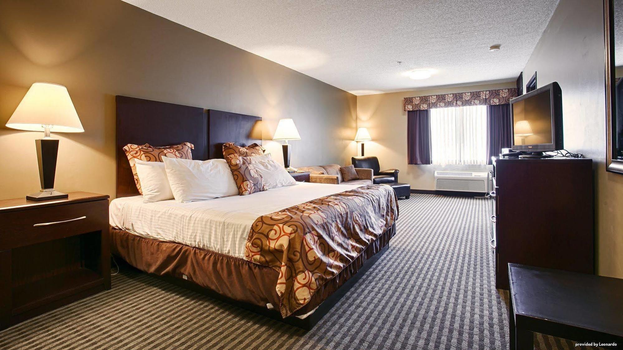 Econo Lodge Уейнсбъро Екстериор снимка